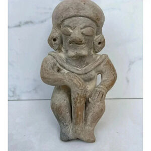 Pre Columbia Jams Seated Female Figure Holding Bread American Art Gallery 7x4